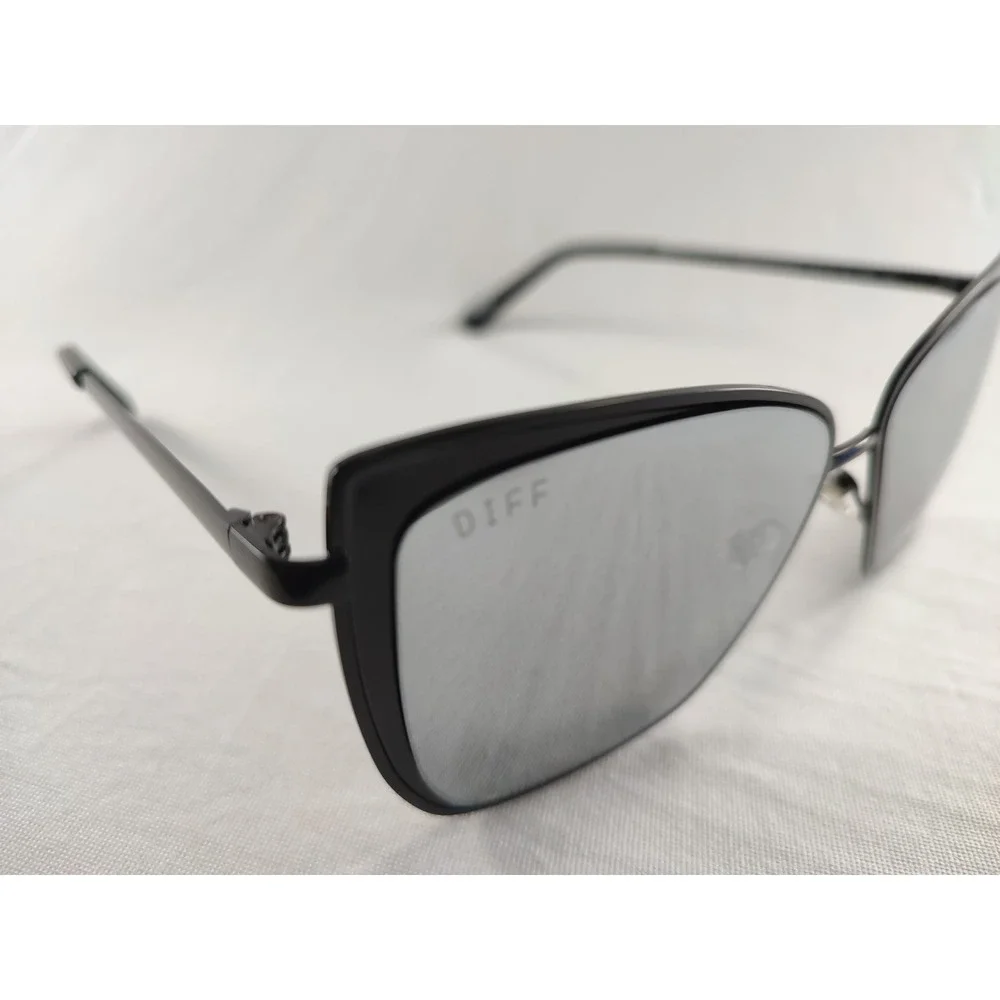 DIFF Eyewear Grace Matte Black Silver Mirror Oversized Sunglasses 58-15-142‎ NEW